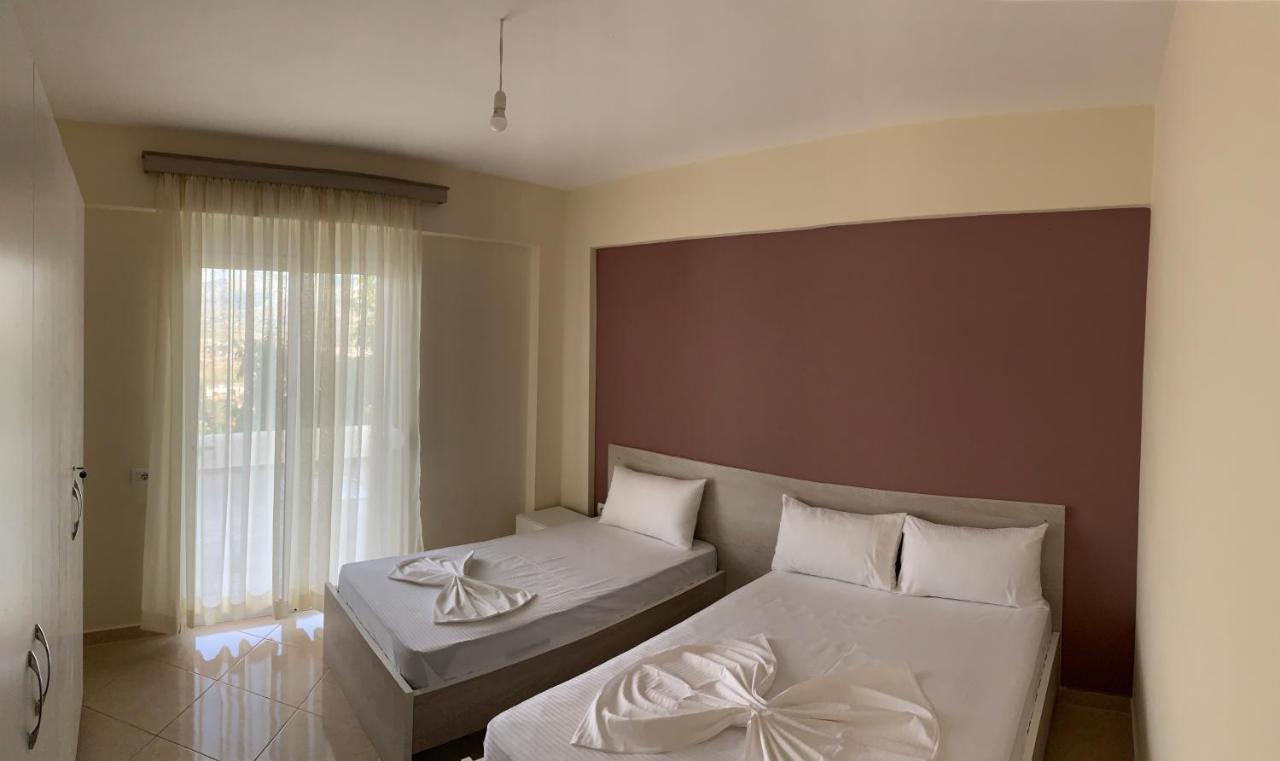 Vila Dasho Sarandë Exterior foto